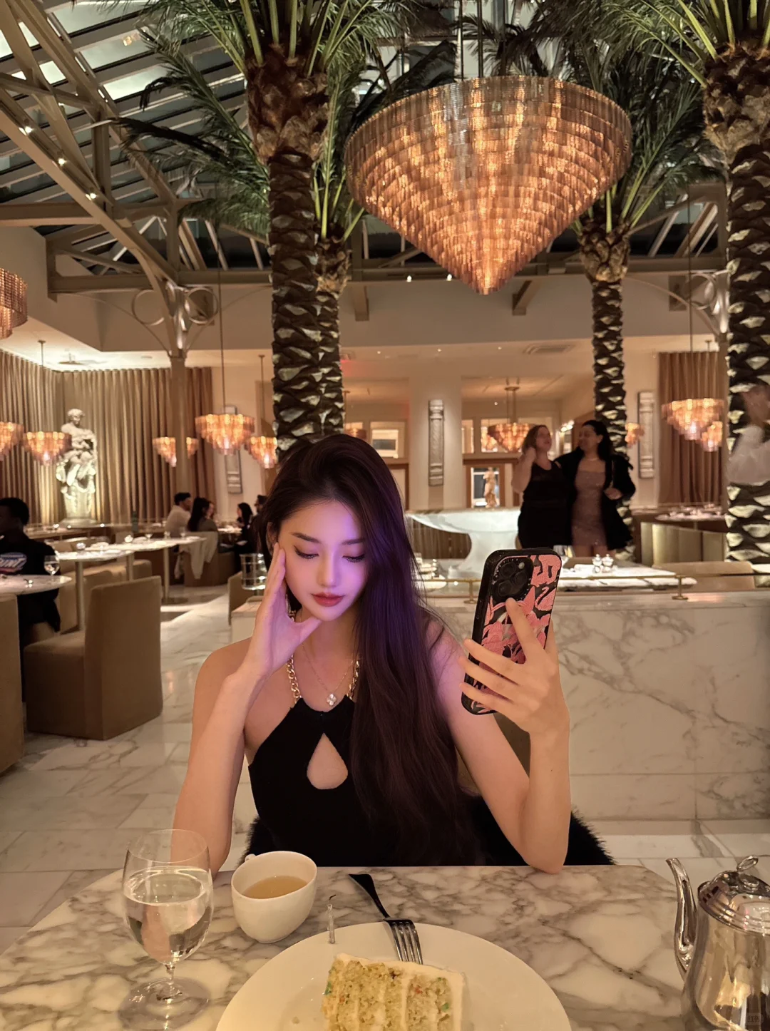 San Francisco RH | A Stunning Restaurant Perfect for Instagram-Worthy Shots