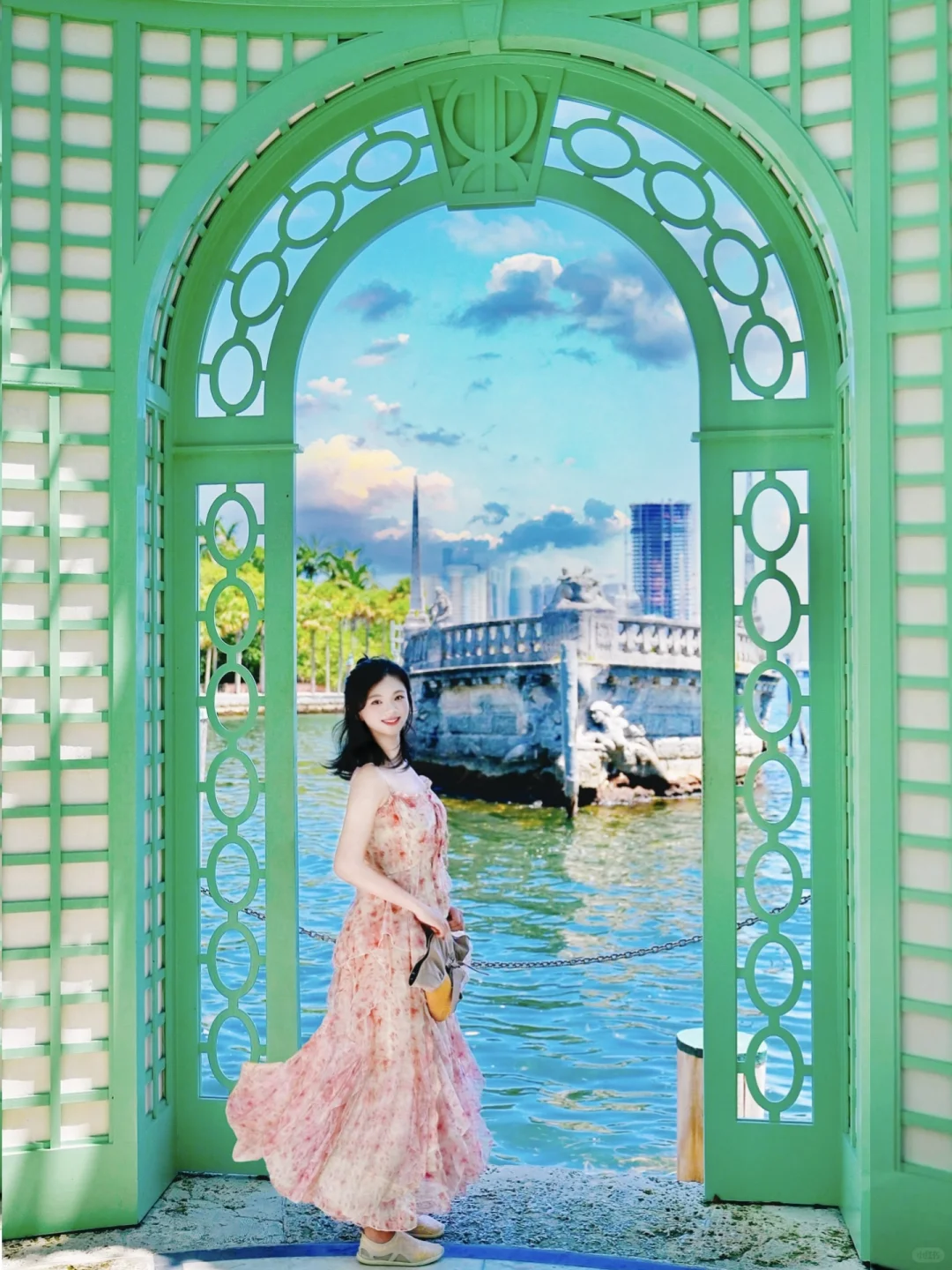 Jellyfish Seas Heal All Woes! ✨ Totally Obsessed with These 6 Miami Fairy Tale Paradises!