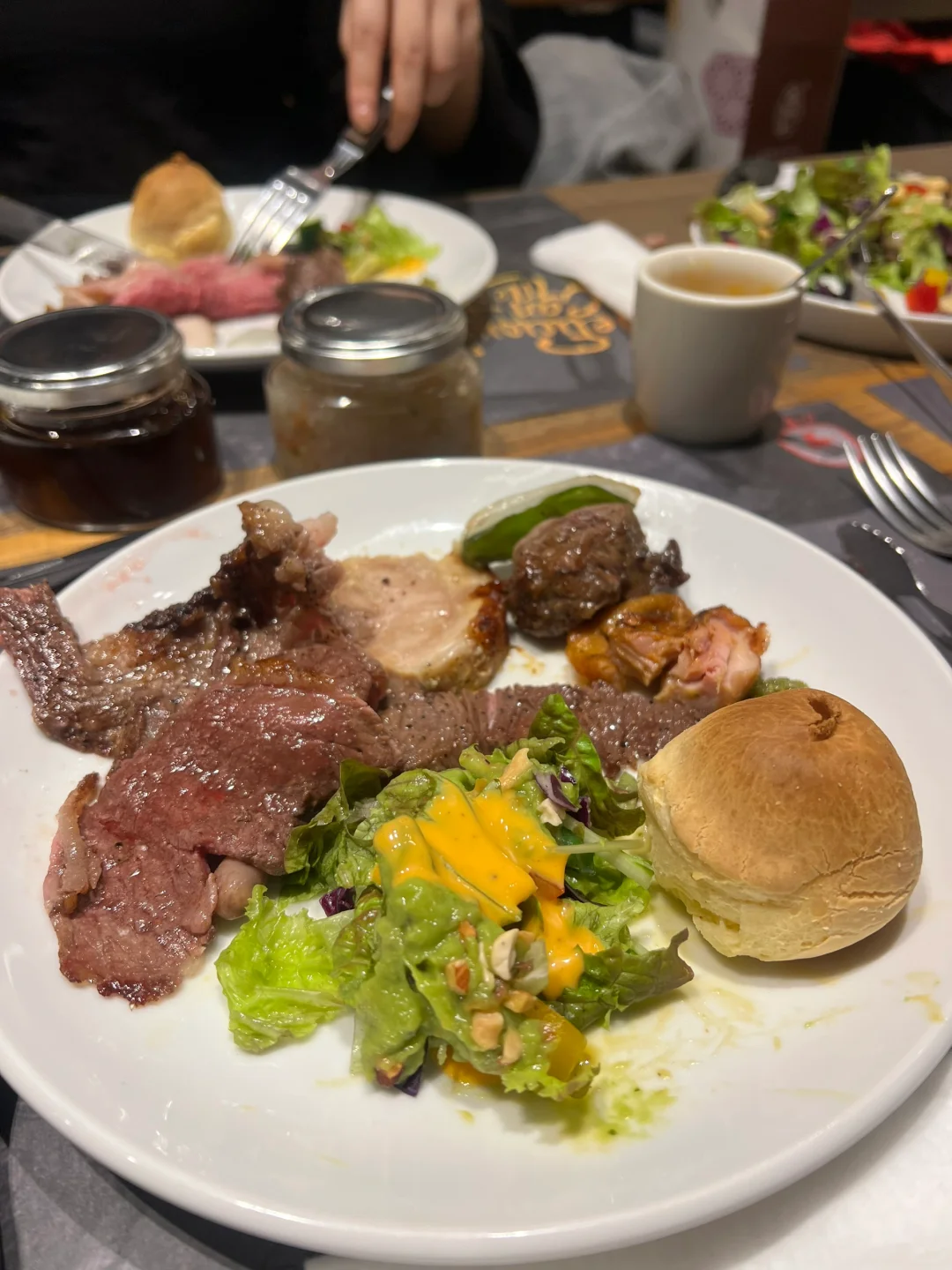 🇯🇵 When it comes to Brazilian BBQ, it's best to go on an empty stomach! 🤣