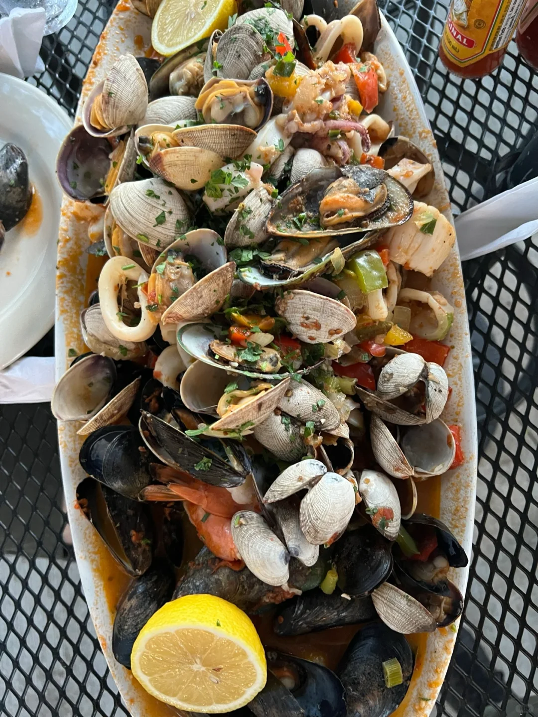 The Best Seafood Restaurants Around Chicago!