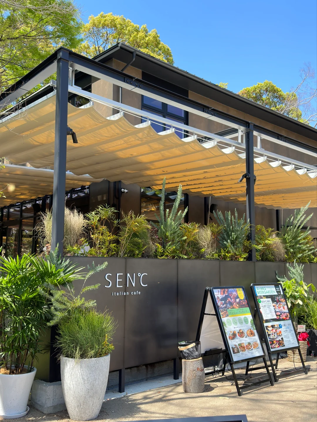 A Hidden Italian Café-Restaurant in the Park | Osaka Food Hunt