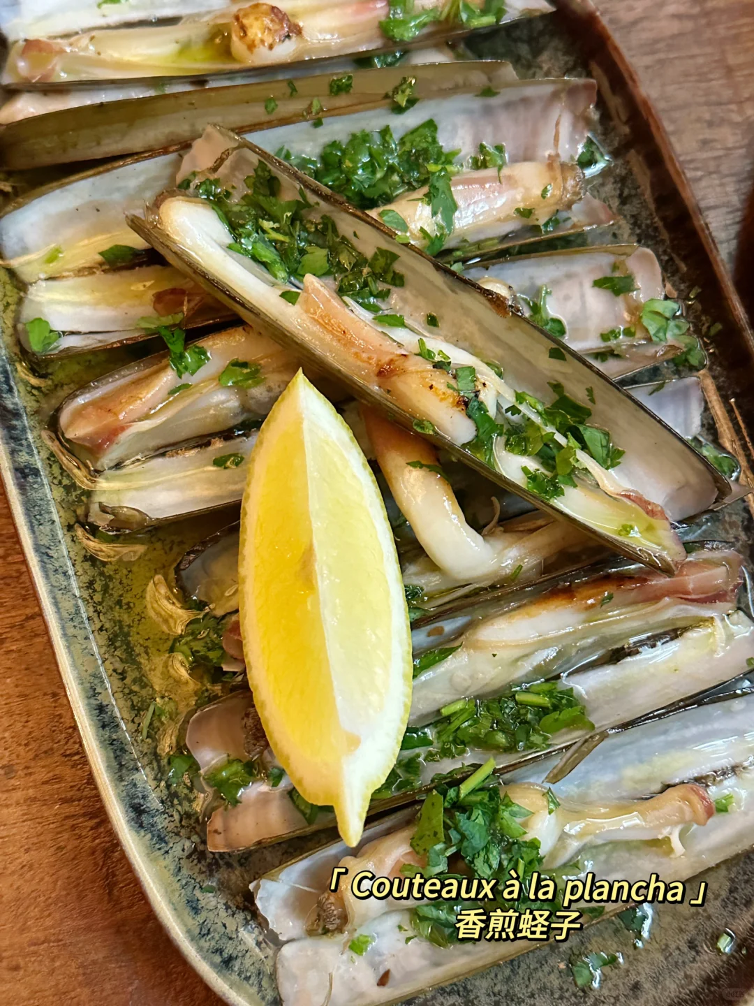 🇫🇷 Must-Visit Seafood Spot in Paris! Unbeatable Value!