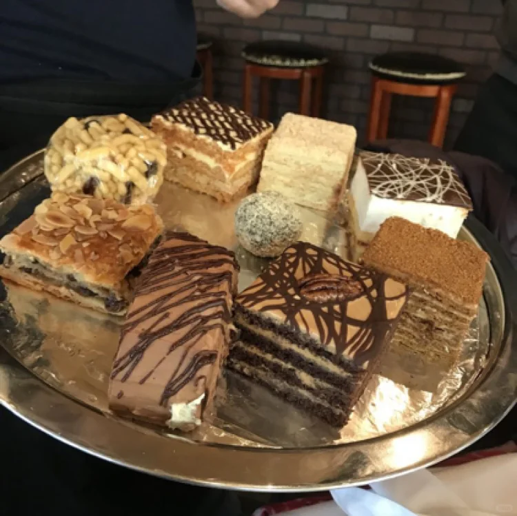 【Arlington, VA】Award-Winning Russian Cuisine Hidden in the City