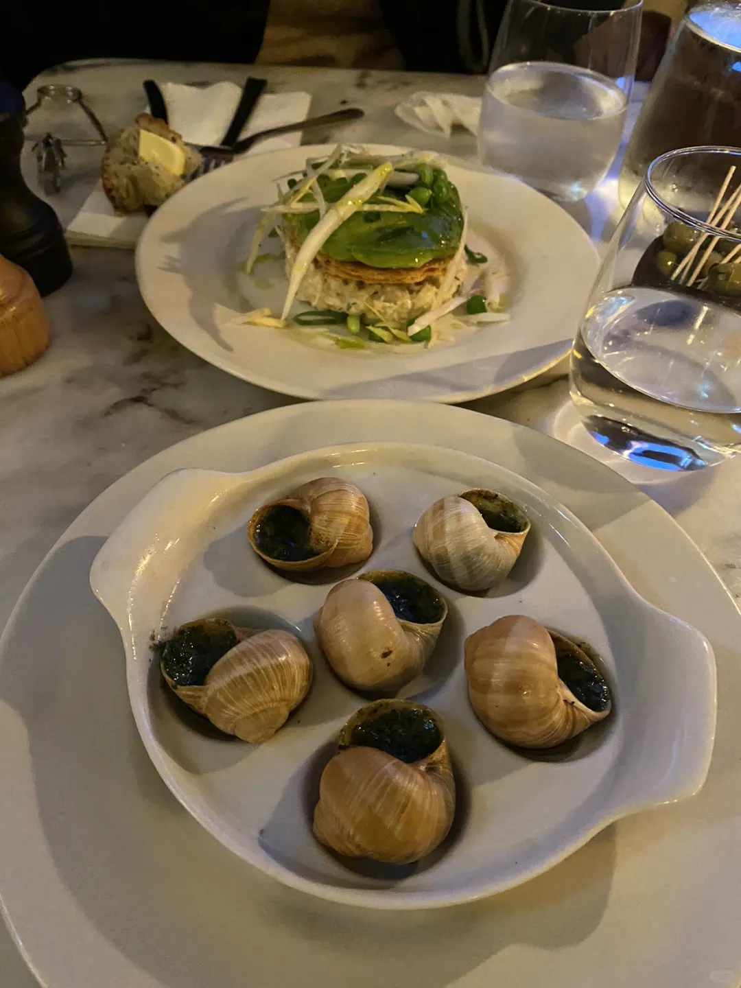 Reviews of Trendy Parisian Eateries