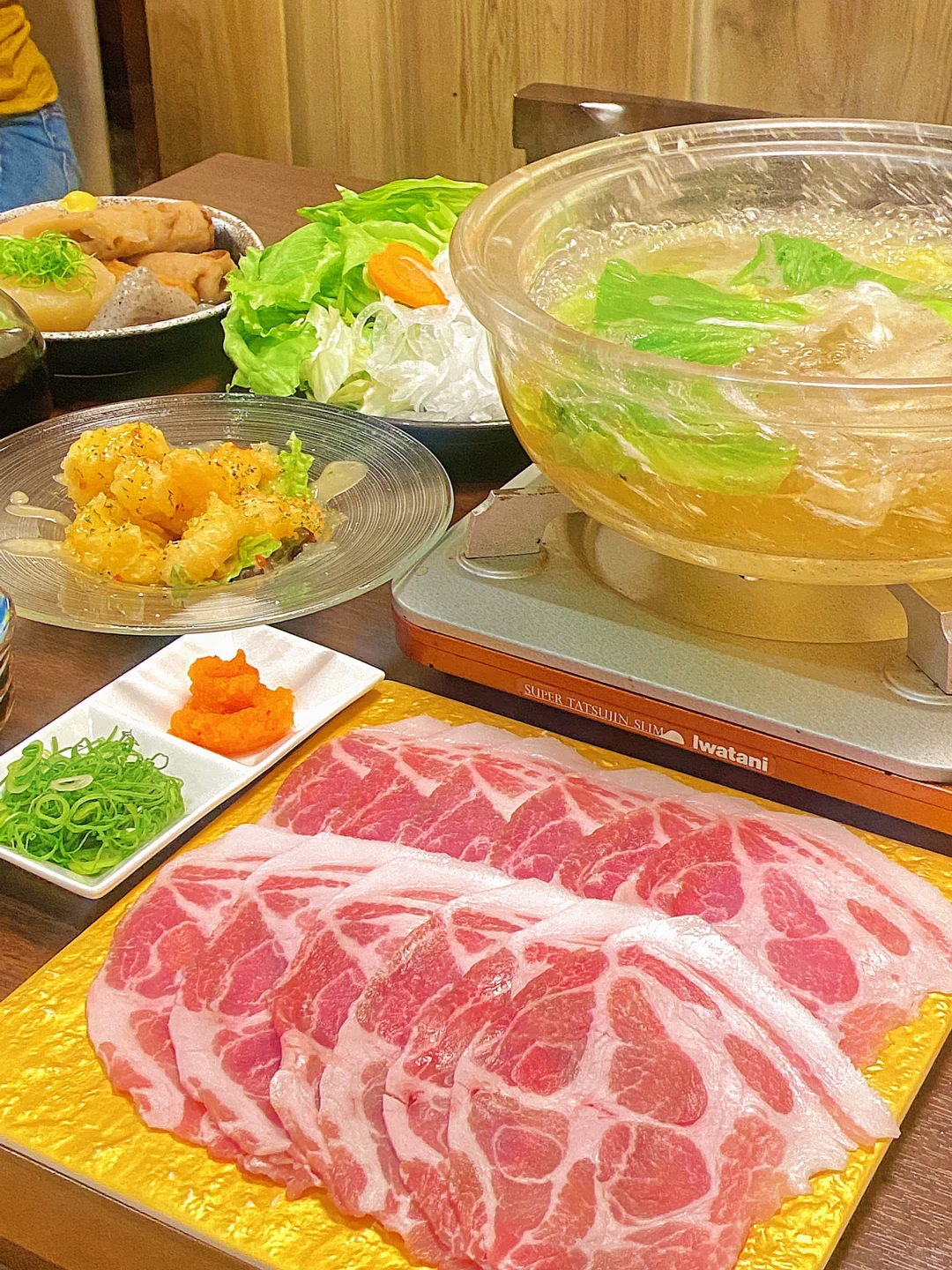 Kyoto | Near Kamogawa! Super Popular Local Shabu-Shabu for Under ¥150 Per Person