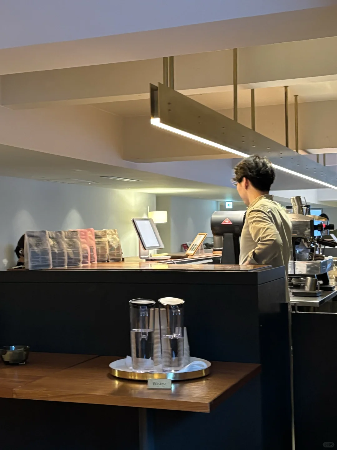 abno｜The Perfect Coffee Shop for Solo Daydreaming