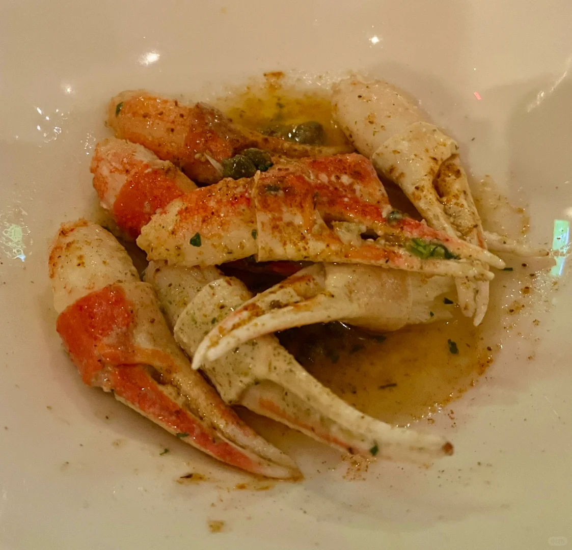 Atlanta Restaurant📍Fresh and Juicy Snow Crab Claws!