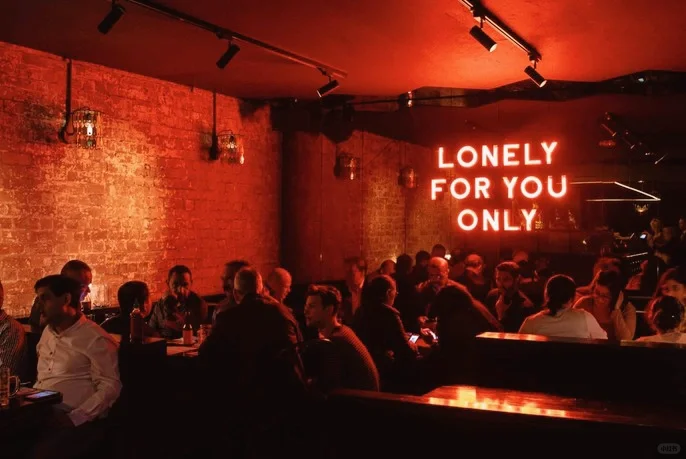 100 Bars in NYC #06: Soho's Most Affordable Spot