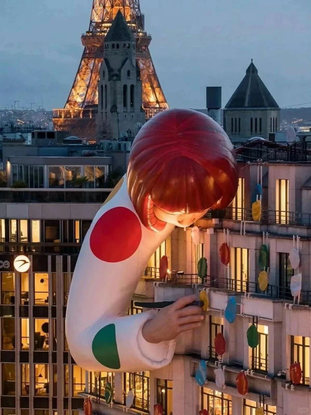 Top 3 Most Romantic Streets in Paris 🌸