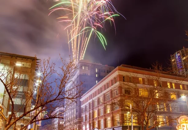 Where to Watch Fireworks on New Year's Eve