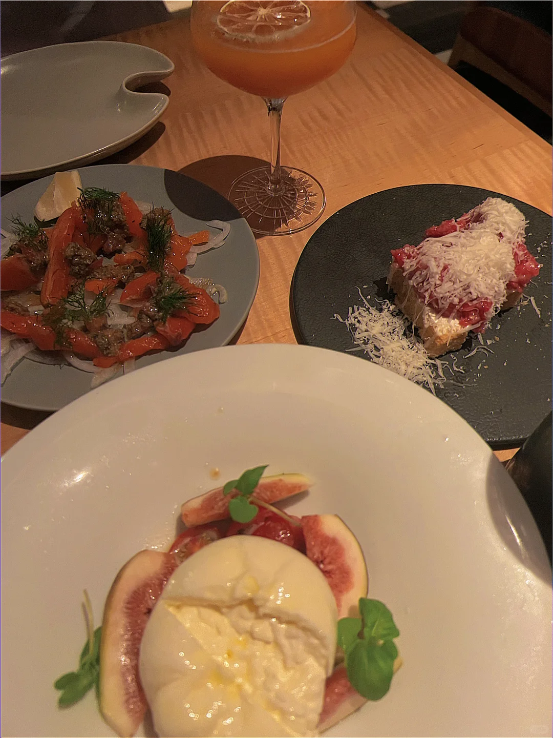 🇯🇵 In Japan, with over a thousand reviews, still maintaining a 4.2 rating—truly exceptional! 🇮🇹