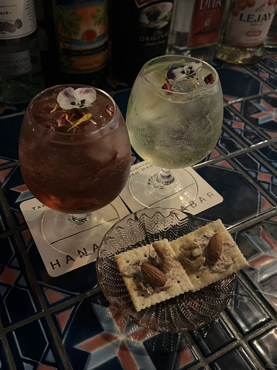 🇯🇵 Girls' Night Out Bar 🍷