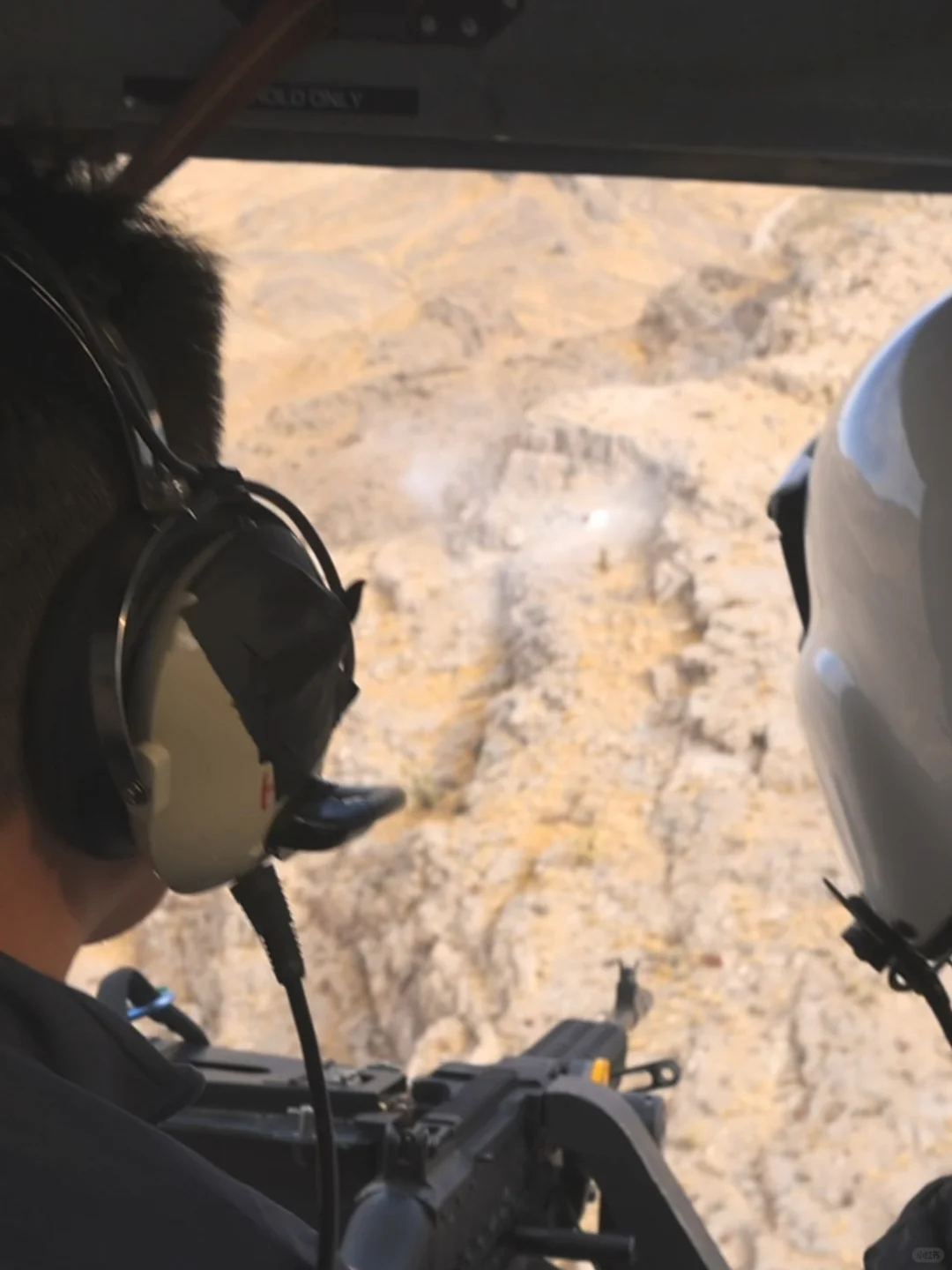 💥 Ultimate Las Vegas Experience – Helicopter Shooting