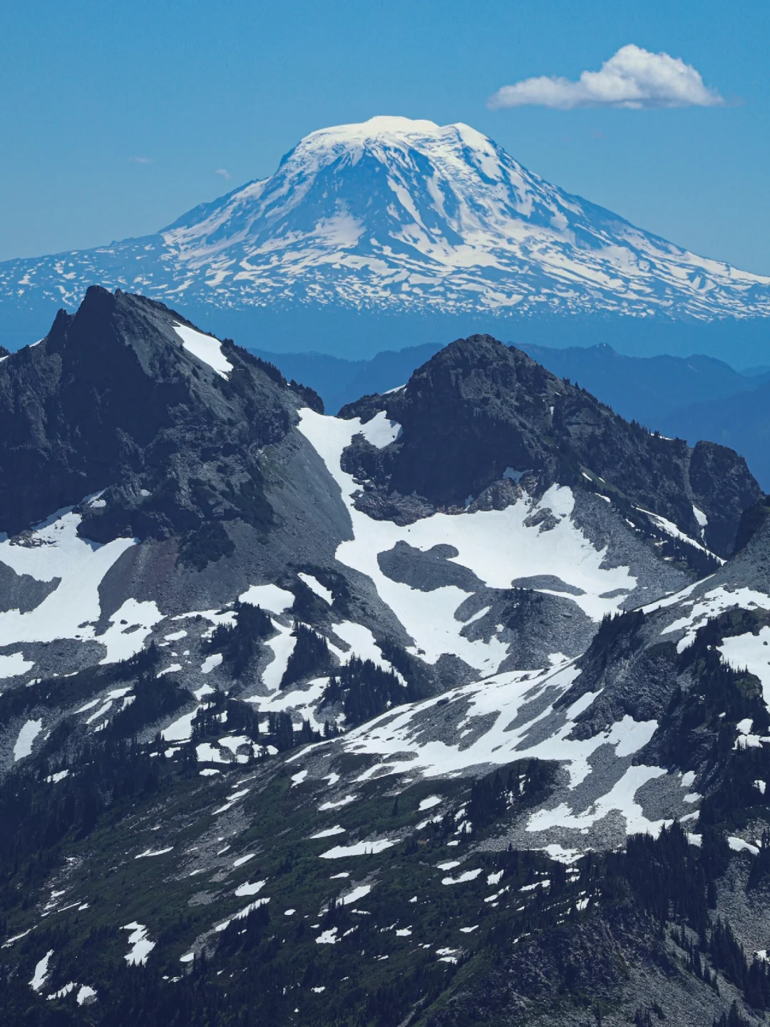"Most Stunning Snow Mountain🗻: A Foolproof 3-Day Guide to Mount Rainier National Park"