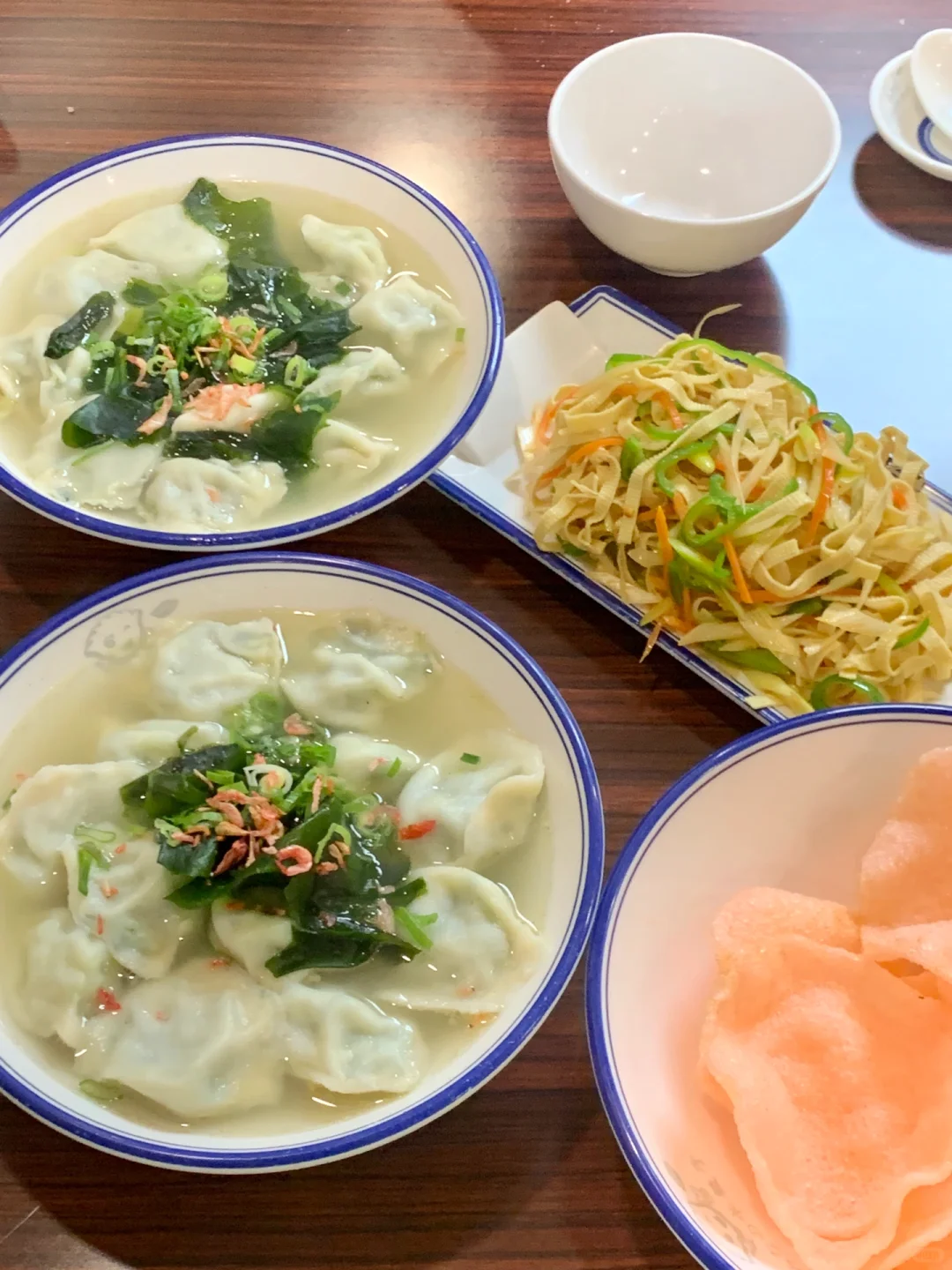 The Best Handmade Dumplings I've Ever Had in Osaka! 🥟