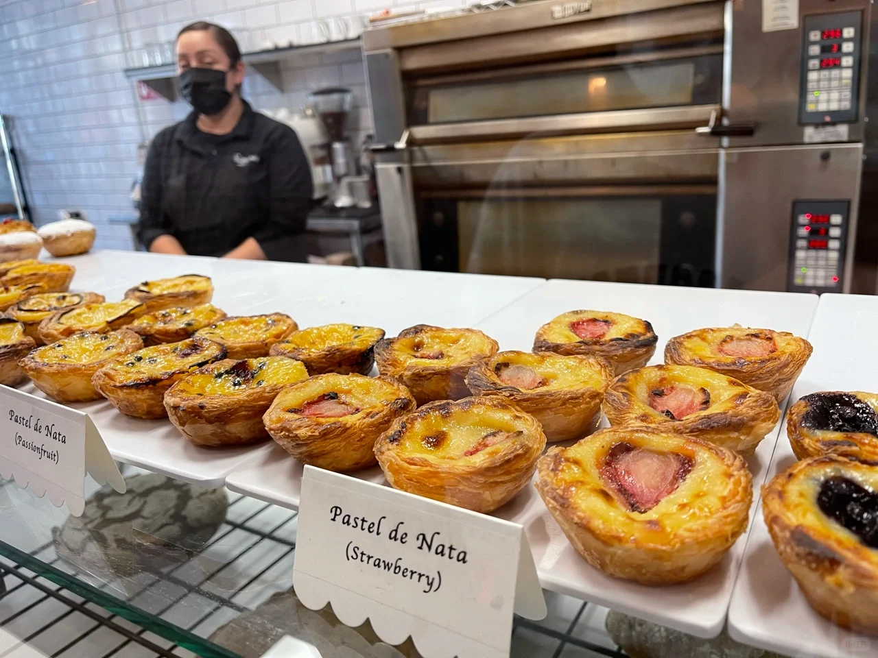 Bay Area Eats | The Buzzworthy French Custard Tart Shop in the Bay 🌼