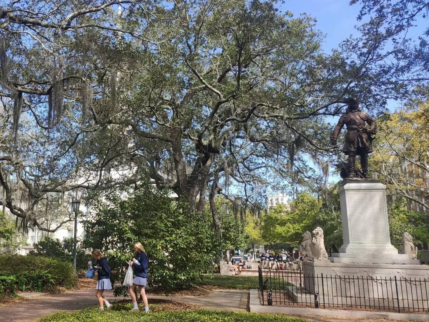 Georgia | The Stunning Small Town of Savannah | Must-Know Tips & Warnings ⚠️