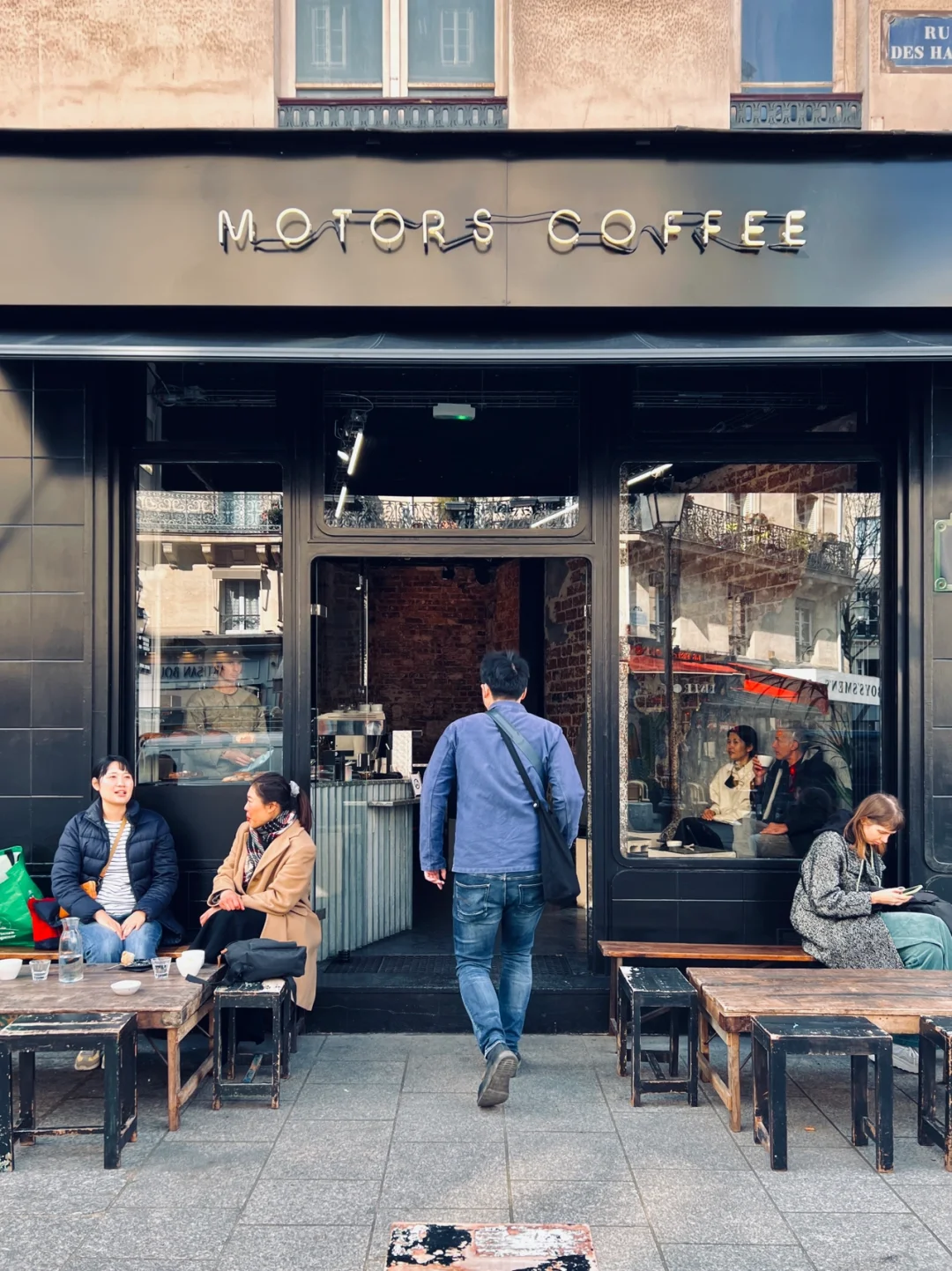 One of My Go-To Cafés in Paris: Motors Coffee