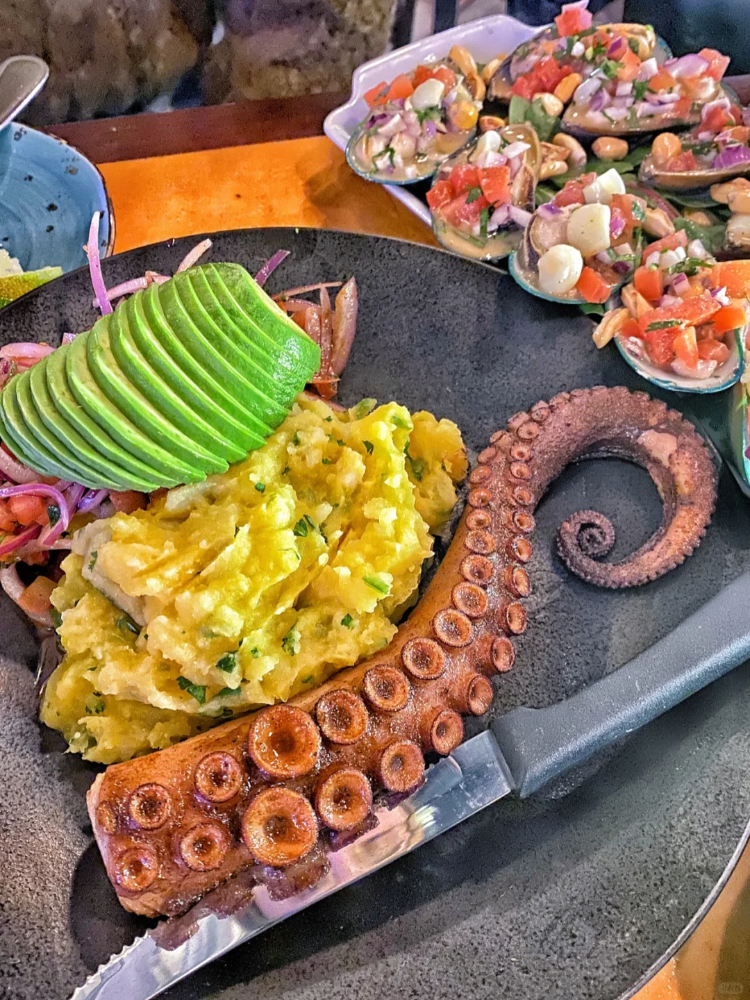 Queens｜Mind-blowing! The Biggest, Most Luxurious 🐙 Grilled Octopus Leg I've Ever Had in My Life