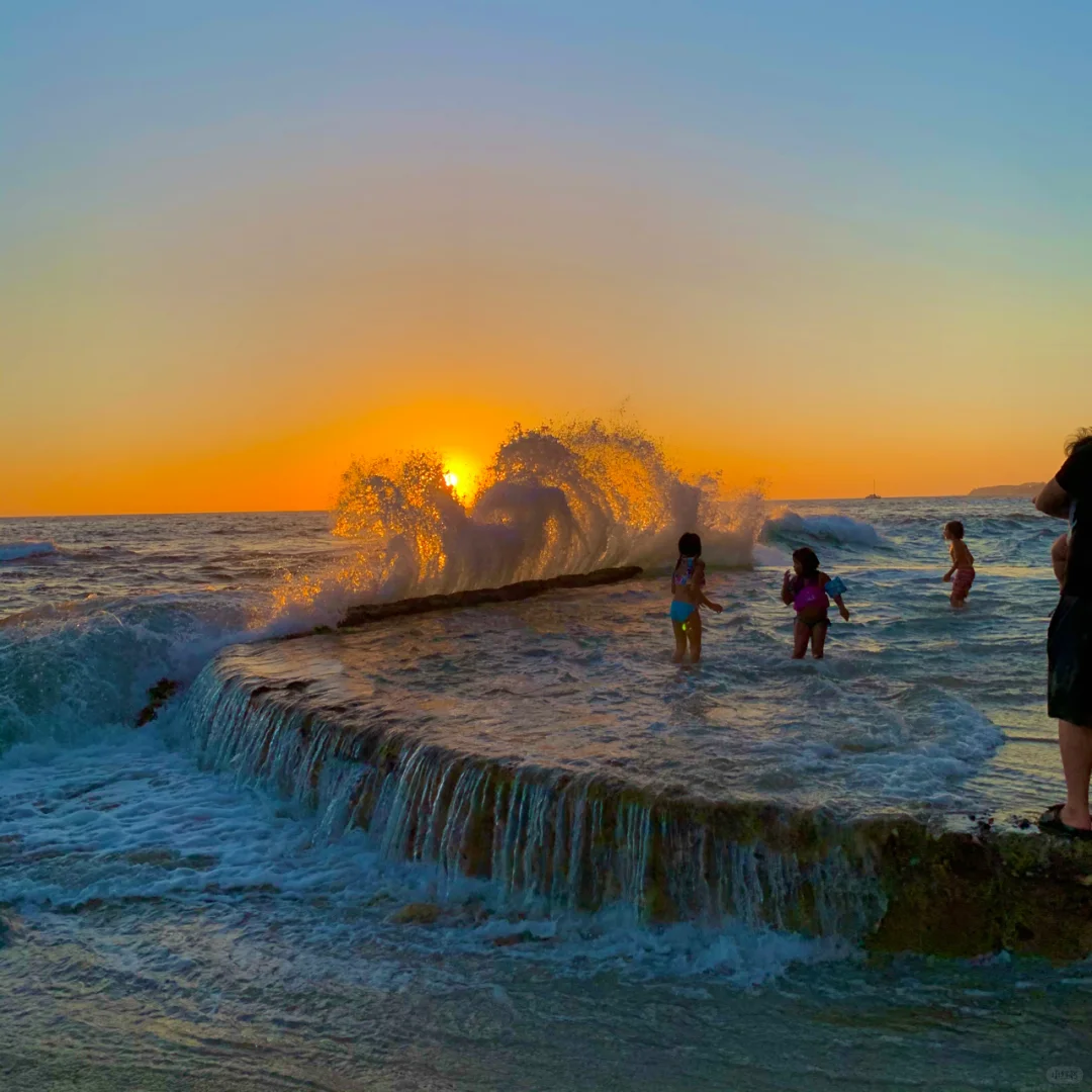 LA Must-Visit: Stunning Natural Seaside Pools & Pirate Tower