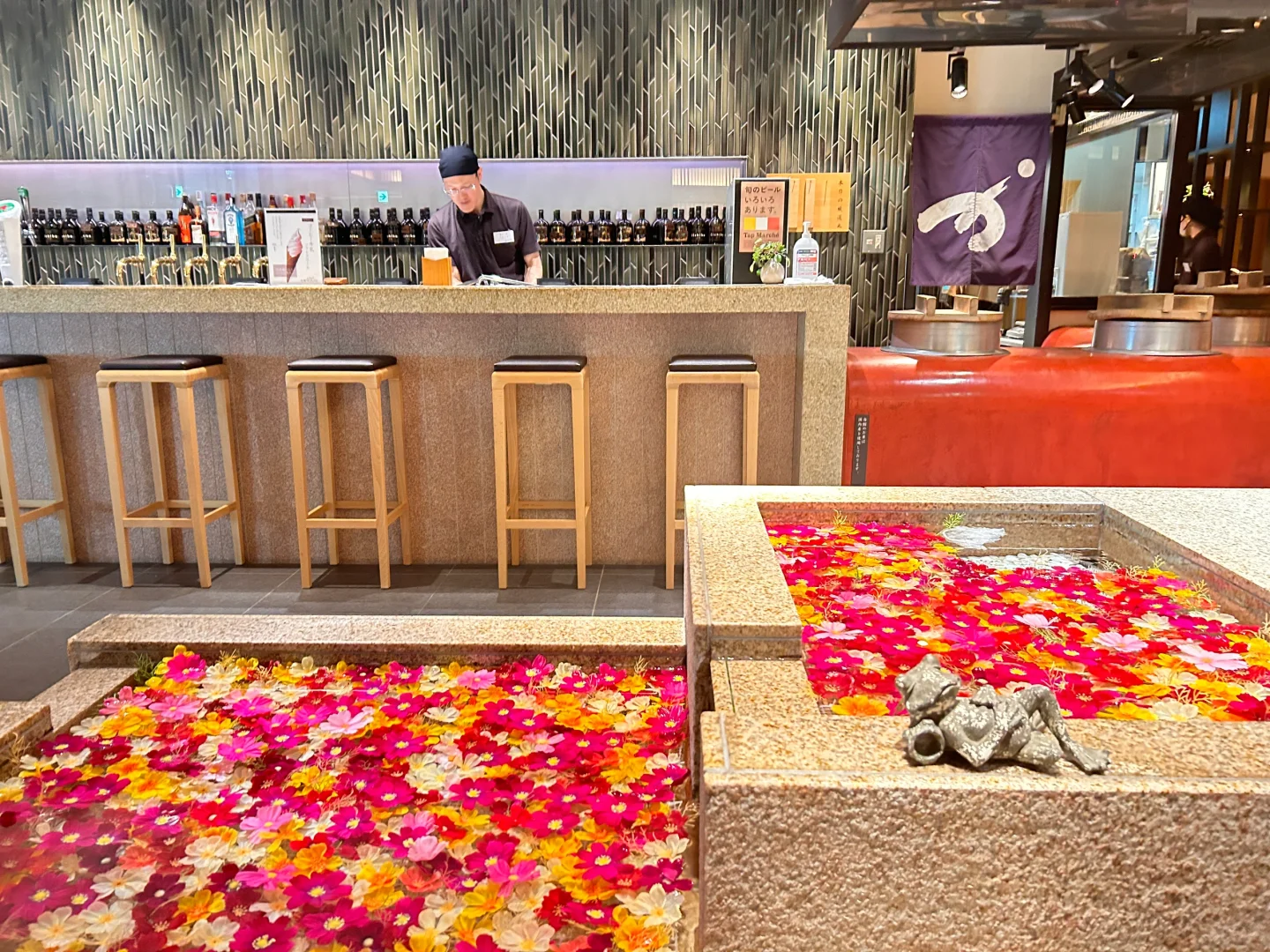 🇯🇵 Japan's All-in-One Hot Spring Spa with Onsen, Sauna, and Fitness Facilities! ‼️