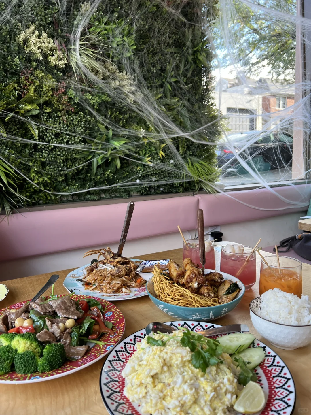 📍Rukdiew Cafe Portland