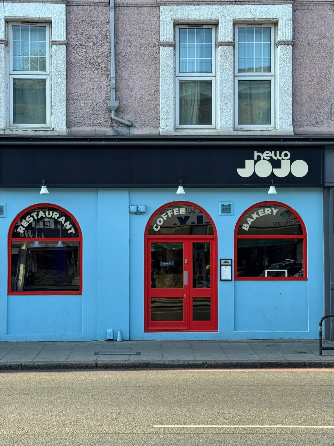 🇬🇧 Hello JoJo: Where Art Meets Flavor in South London! 🎨🍽️ by Bailey ...