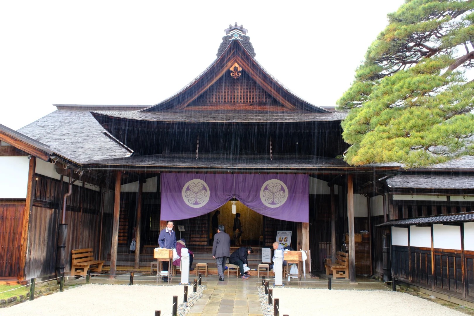 post_image