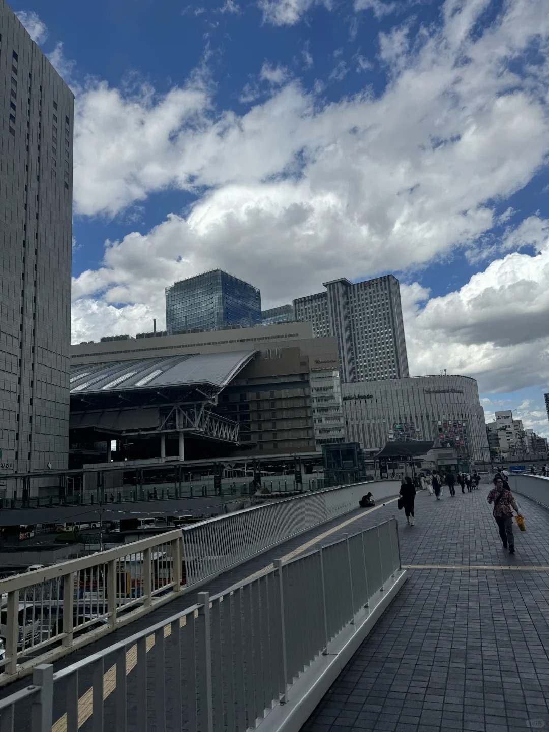 post_image