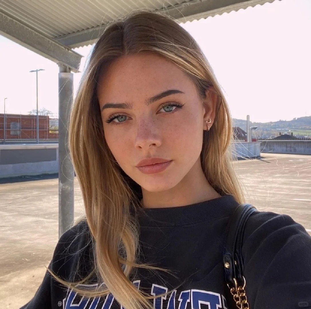 Zoe