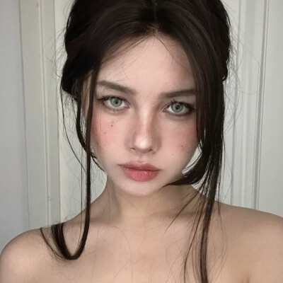  Sophia Carter 